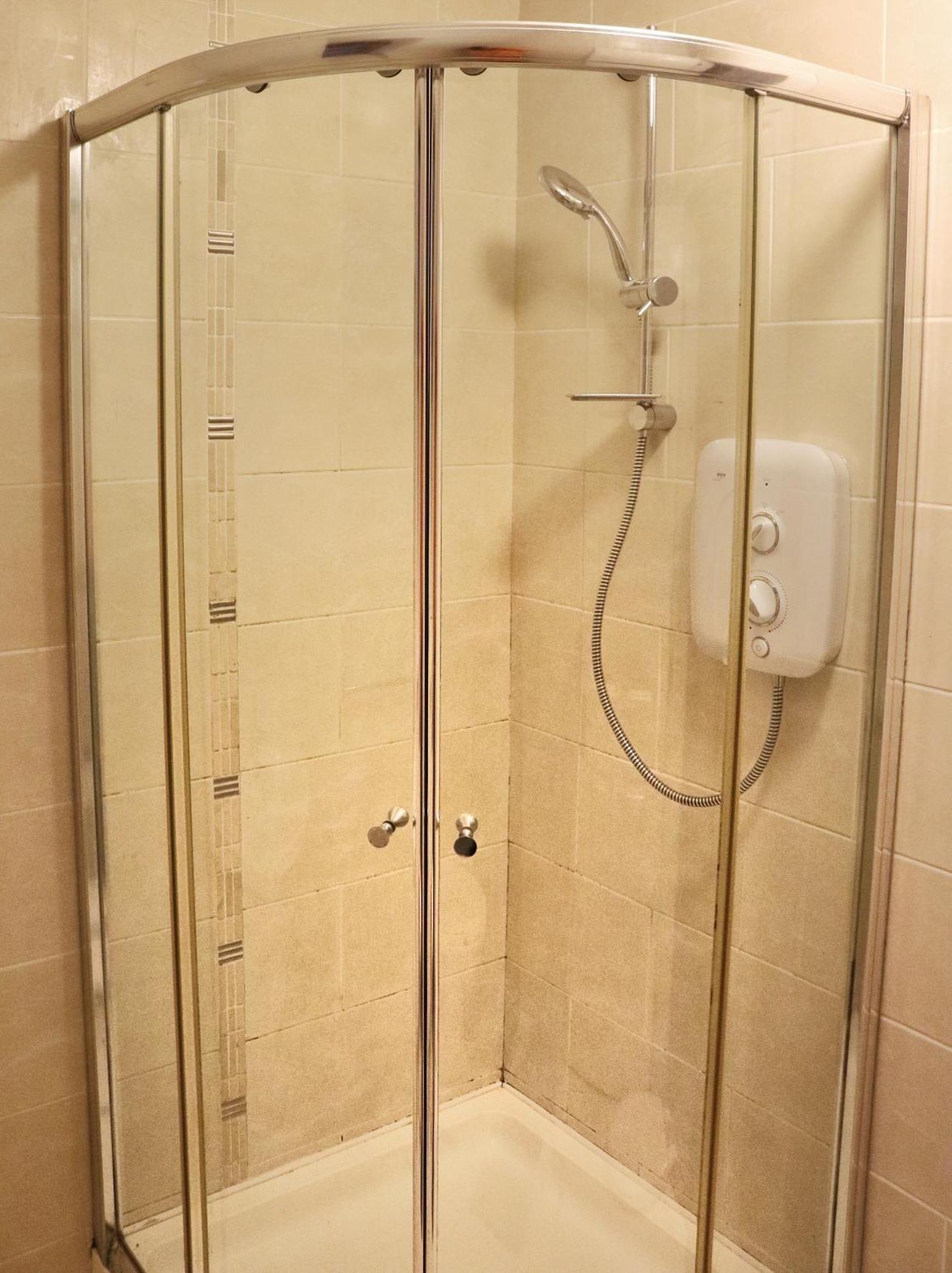 Апартаменты Deluxe Dwelling - 15 Mins From Cork City/Airport Экстерьер фото